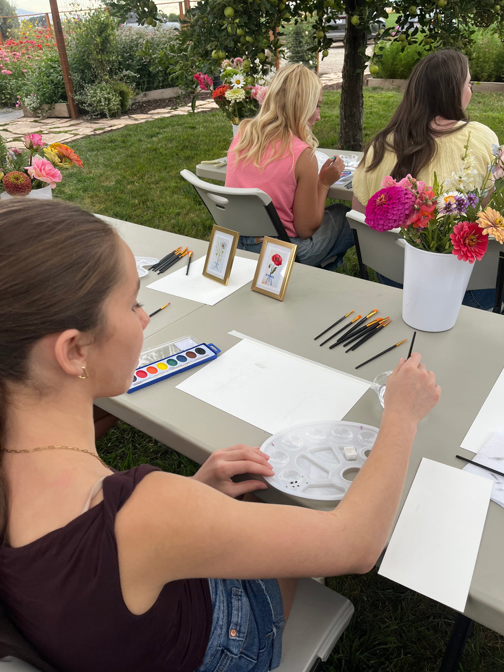 You-Pick Flower & Watercolor Class | Dutch Hollow x Hannah Diane Art